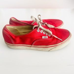 🔥AUTHENTIC RED VANS with WHITE shoe strings 🔥WOMEN Size 9 🔥MEN Size 7.5🔥USED